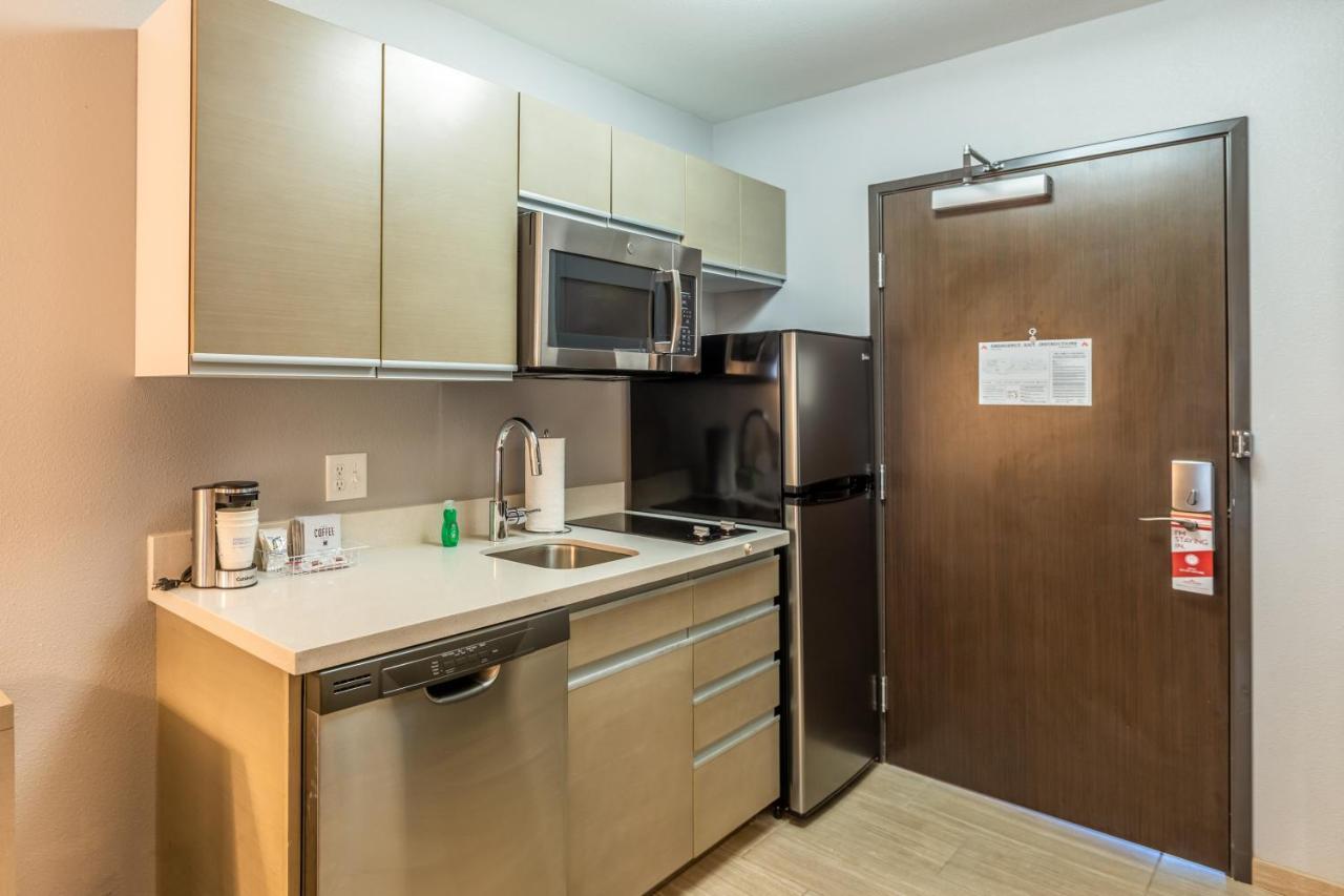 Hawthorn Extended Stay By Wyndham Лъвленд Екстериор снимка