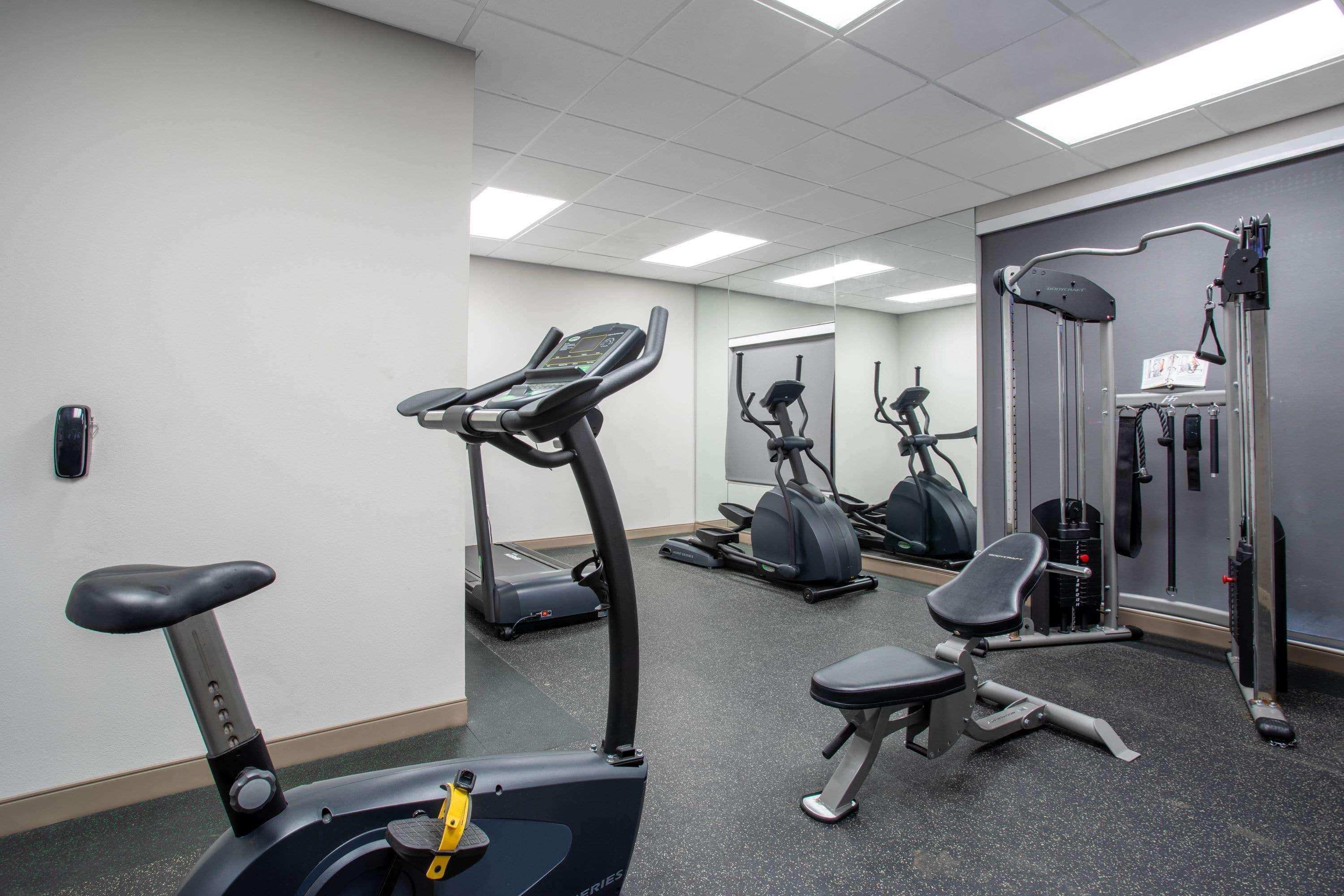 Hawthorn Extended Stay By Wyndham Лъвленд Екстериор снимка