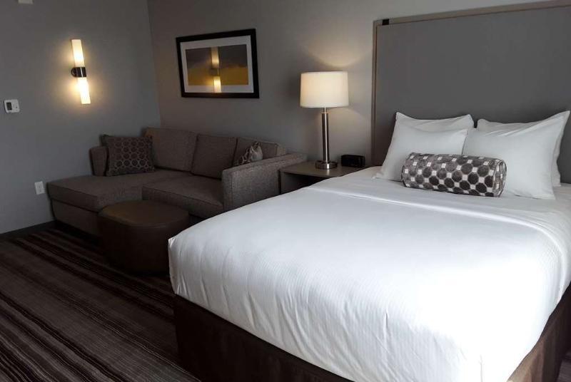 Hawthorn Extended Stay By Wyndham Лъвленд Екстериор снимка